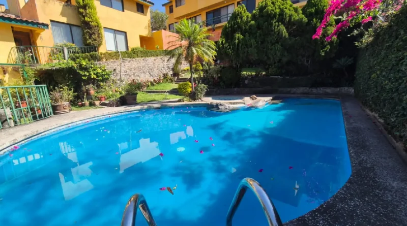 Casa en Venta en Condominio en las Palmas